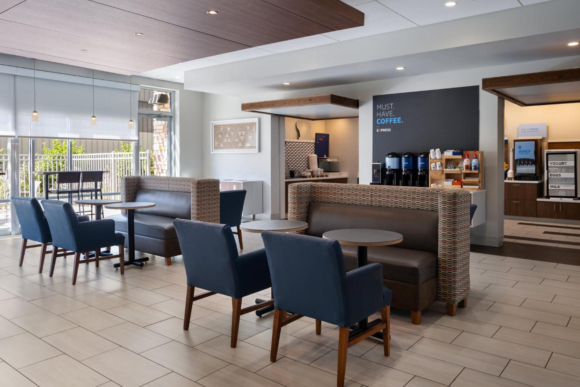 Holiday Inn Express & Suites - Madison West - Middleton By Ihg Esterno foto
