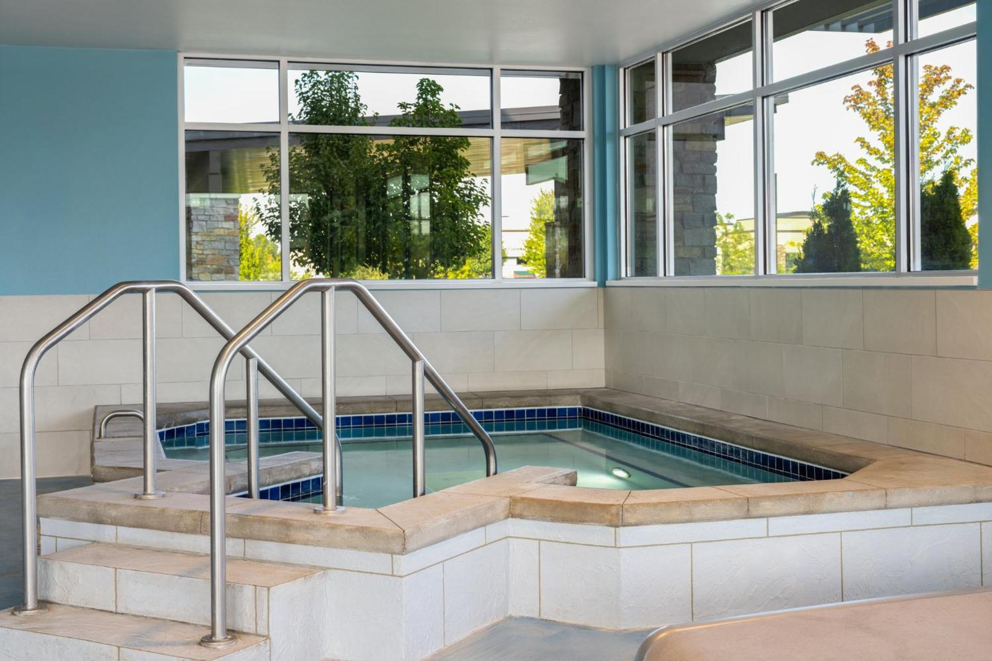 Holiday Inn Express & Suites - Madison West - Middleton By Ihg Esterno foto